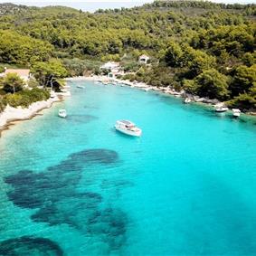 6 Bedroom Beachfront Villa with Heated Pool near Vela Luka on Korcula Island, Sleep 12